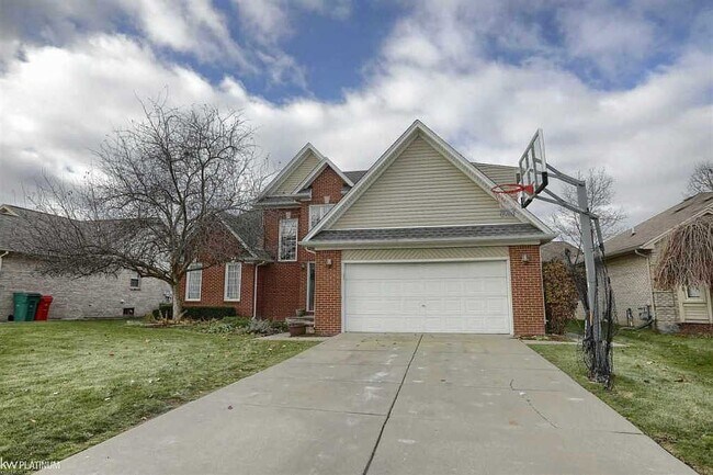 Foto del edificio - 53099 Pimpernil Ln