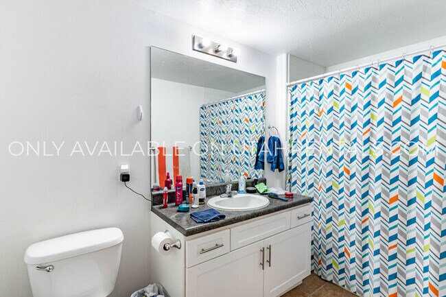 Foto del edificio - 898 E 700 N