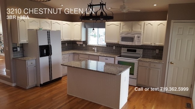 Foto del edificio - 3210 Chestnut Glen Ln