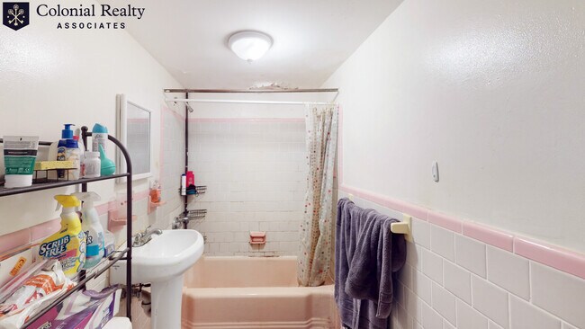 Foto del edificio - 1069 Beacon St