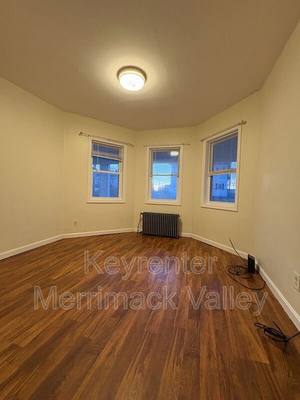 Foto del edificio - 58 Temple St