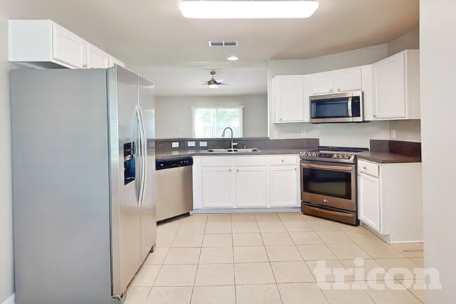 Building Photo - 45512 Ingleham Cir