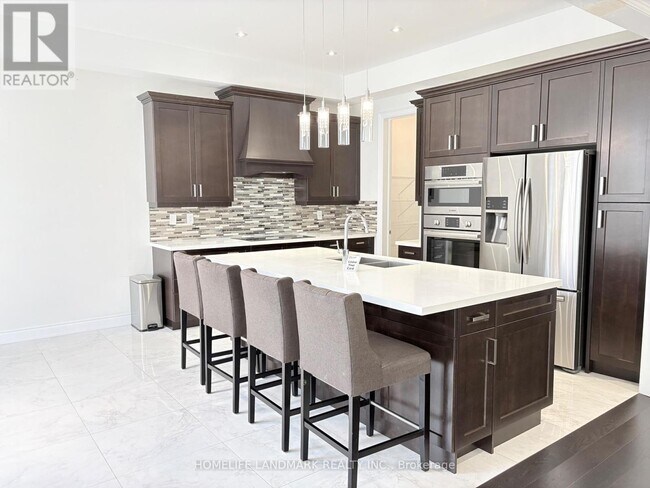 Building Photo - 96 Threshing Mill Blvd.