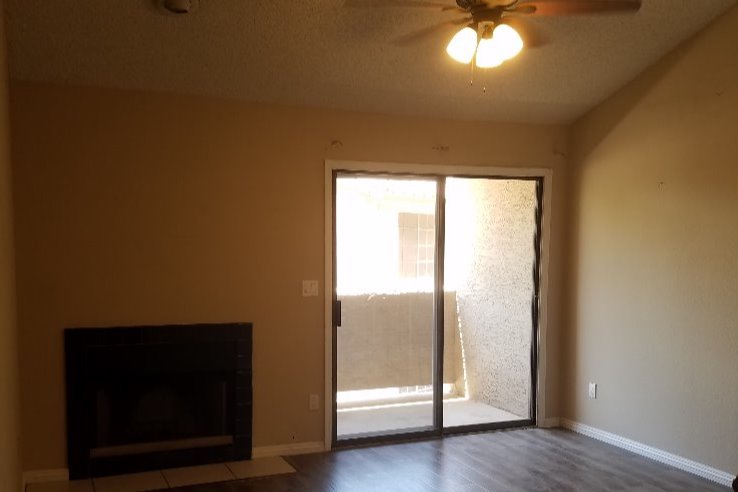 Primary Photo - 533 W Guadalupe Rd