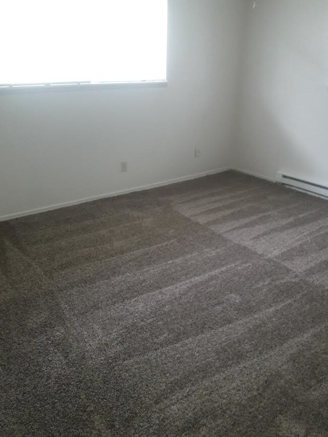 Foto del edificio - 704 Norman Ave NE