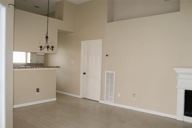 Foto del edificio - 6611 Misty Dale Dr