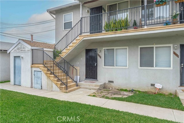 Building Photo - 1316 W Valencia Dr