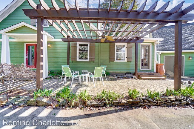 Foto del edificio - 3 br, 2 bath House - 4330 Brookfield Dr