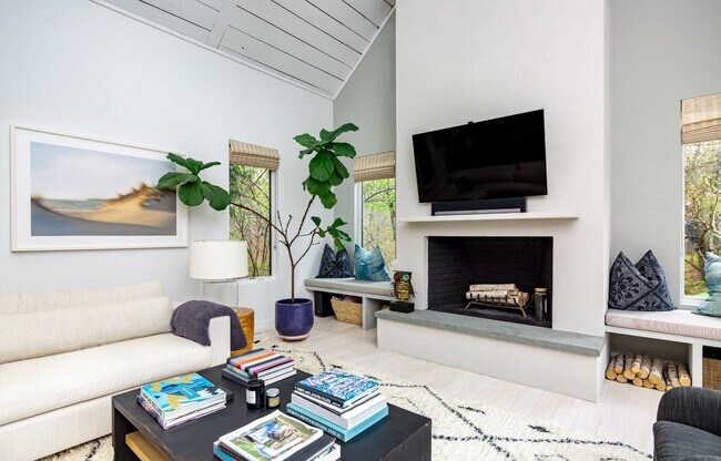 Foto del edificio - 92 Scrimshaw Ln