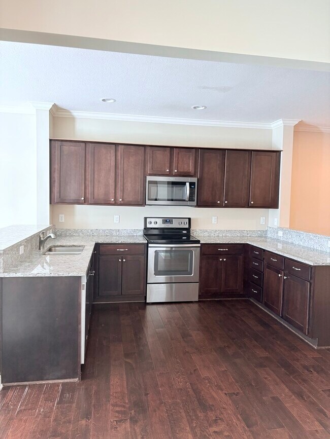Foto del edificio - Charming 3 beds 2.5 baths in Columbus!