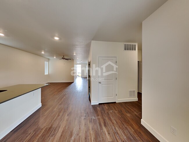 Building Photo - 8224 Joyce St