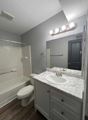 Building Photo - 226 Wilder Ct