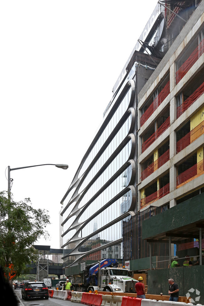 Building Photo - Zaha Hadid 520 West 28th