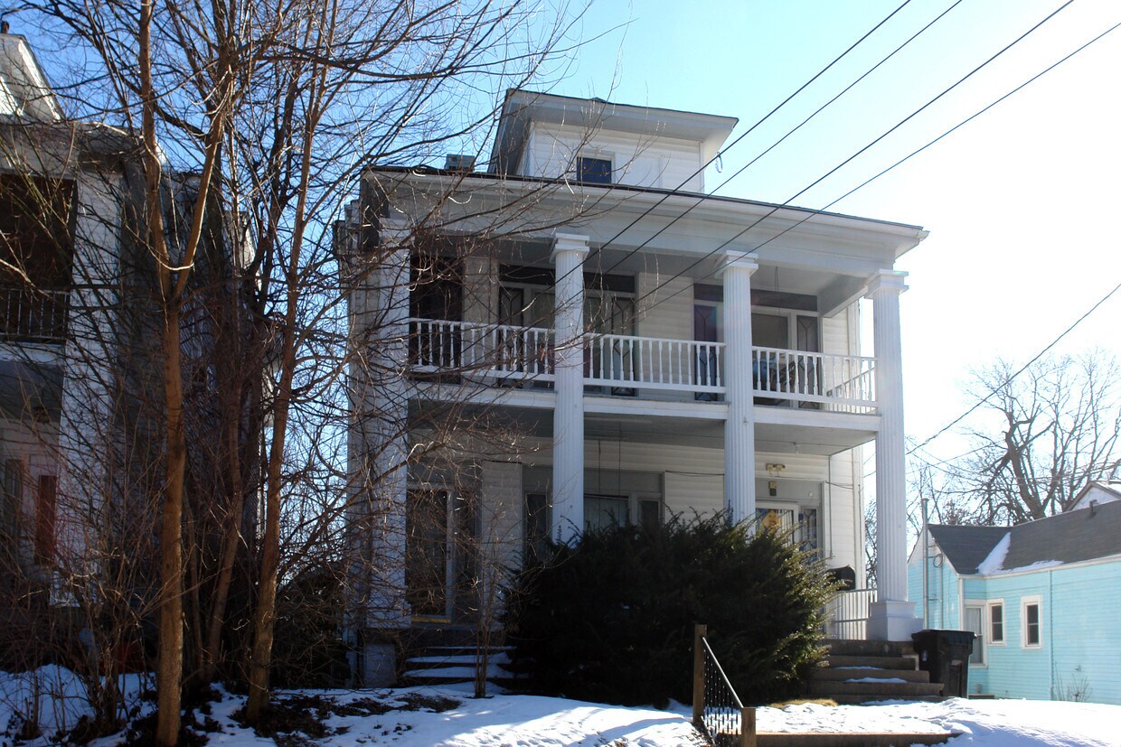 Building Photo - 115 N Keats Ave