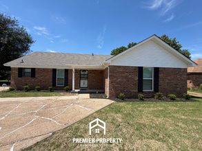 Building Photo - 6981 Rose Trail Dr