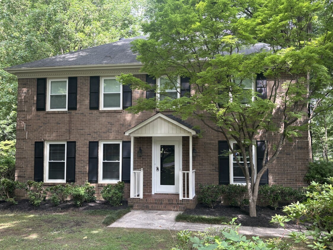 Building Photo - 731 Ashmeade Rd