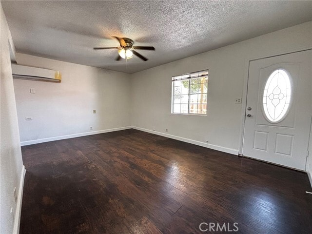 Building Photo - 8876 Cypress Ave