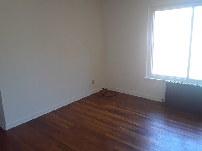 Photo - 1000 Hartman St Apartment