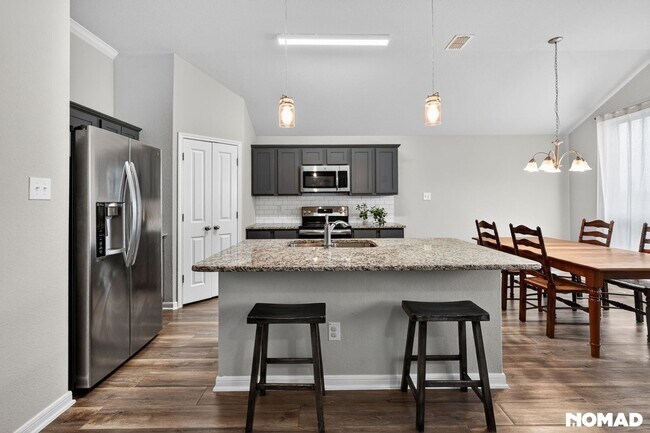 Foto del edificio - 7328 Hudson Grove Dr