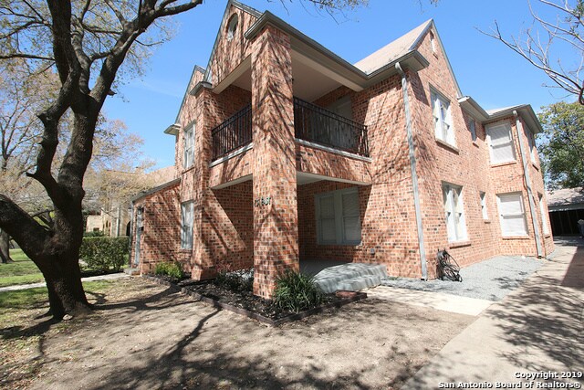 Foto del edificio - 129 E Ridgewood Ct