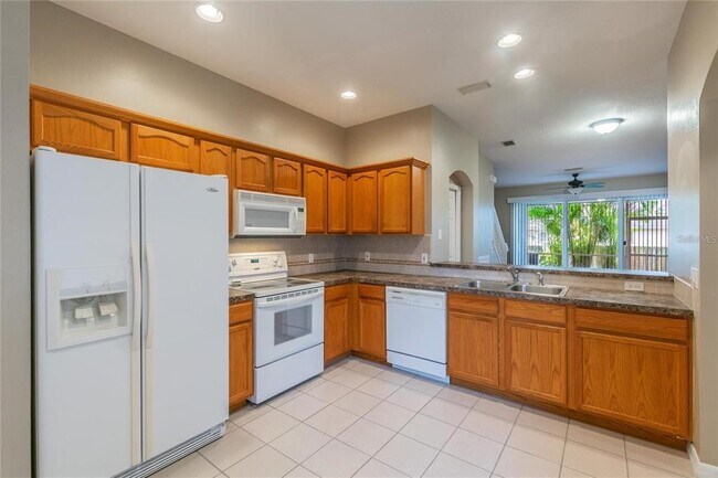 Foto del edificio - 6641 80th Ave