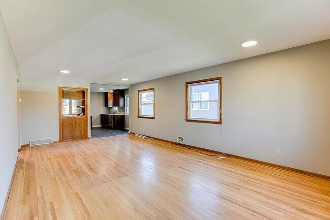 Fotografía del edificio - 1837 Hayes St NE