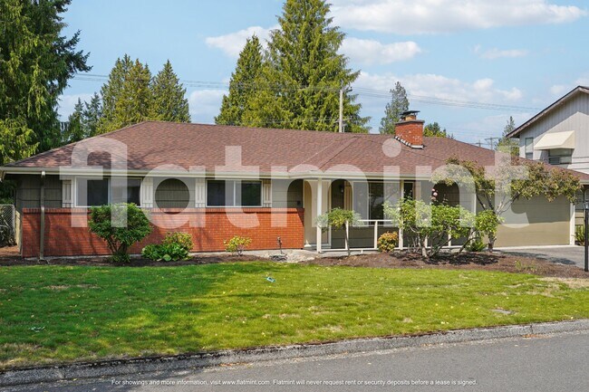 Building Photo - 32133 9th Ave S