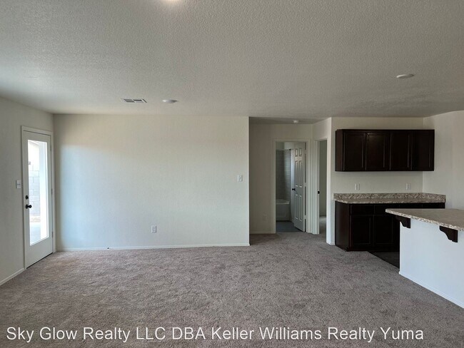 Building Photo - 5 br, 3 bath House - 7682 E. 43rd Pl.