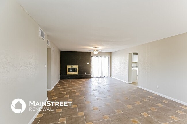 Foto del edificio - 8420 N 38th Dr