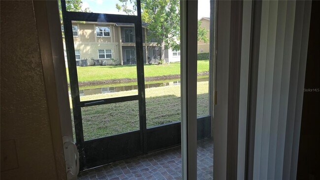 Foto del edificio - 9909 Sweepstakes Ln