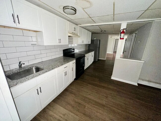 Foto del edificio - 420 N High St