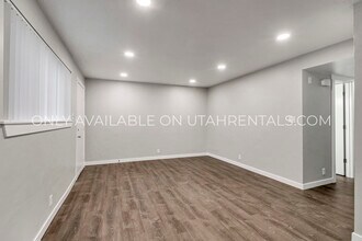 Building Photo - 689 E 100 N