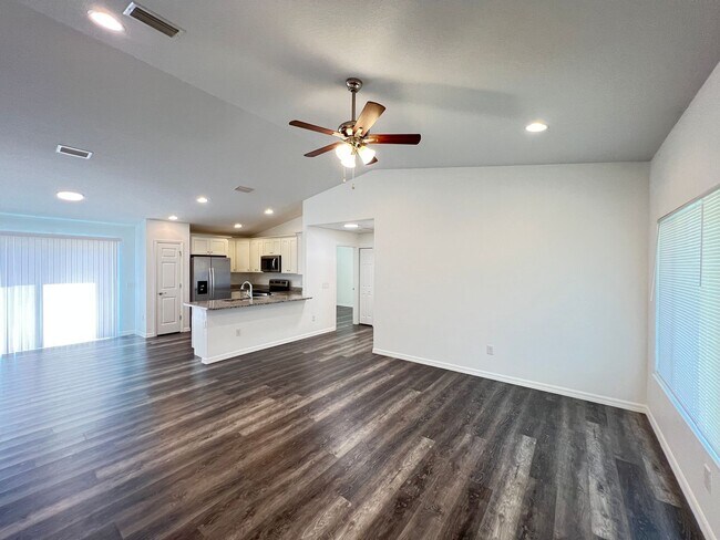 Building Photo - 3 BD/2BA Home in Beautiful Ocala!!!