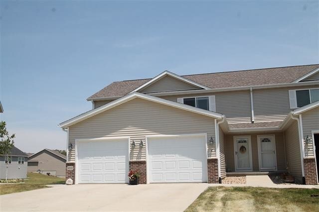Building Photo - 4910 Algonquin Dr