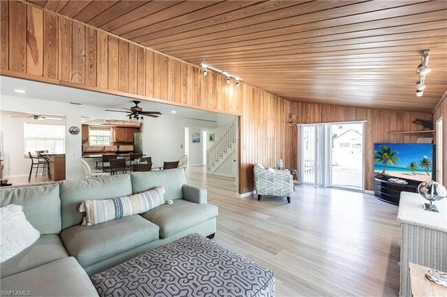 Foto del edificio - 1912 Sheffield Ave