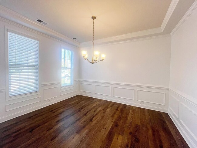 Building Photo - 205 Lambert Ct