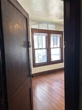 Building Photo - 605 Gill Ave