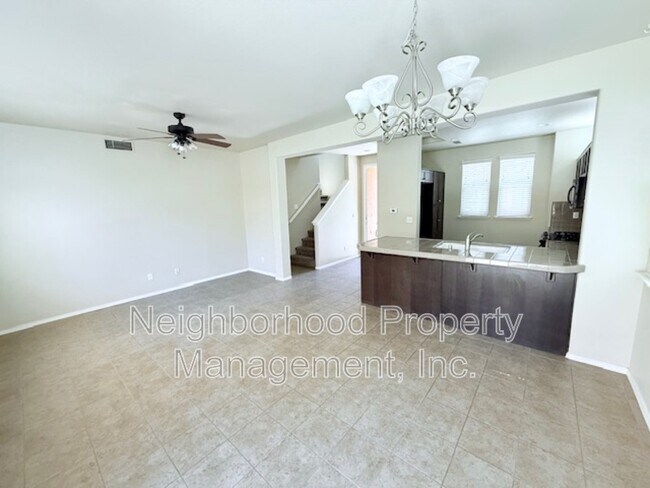 Foto del edificio - 4042 Trenton Ave