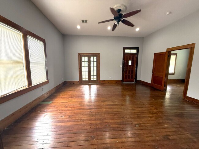 Foto del edificio - 316 Kirkman St