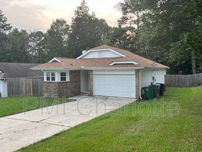 Foto del edificio - 9007 Vicksburg Rd