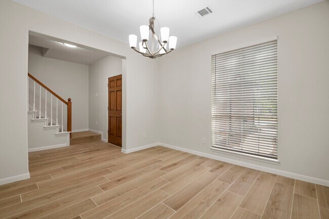 Foto del edificio - 13 E Willowood Ct