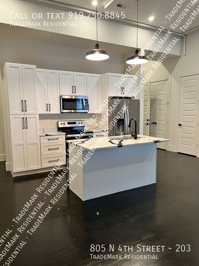 Photo - 805 N 4th St Apartment