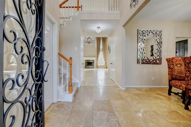 Foto del edificio - 15838 Red Hill Trail