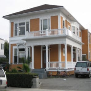 Primary Photo - 1200 W 29th St