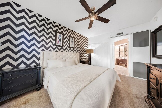 Foto del edificio - 3245 NE 184th St