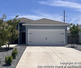Building Photo - 525 Grayson Ln