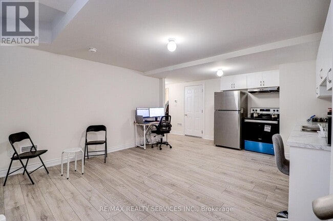 Photo du bâtiment - 106 Nottingham Rd