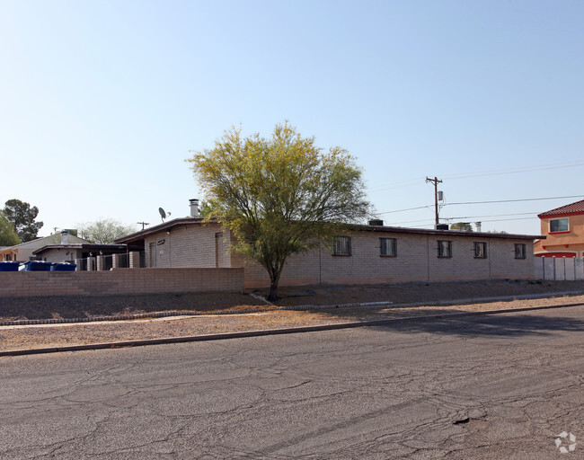 Foto del edificio - 602-610 E Lester St
