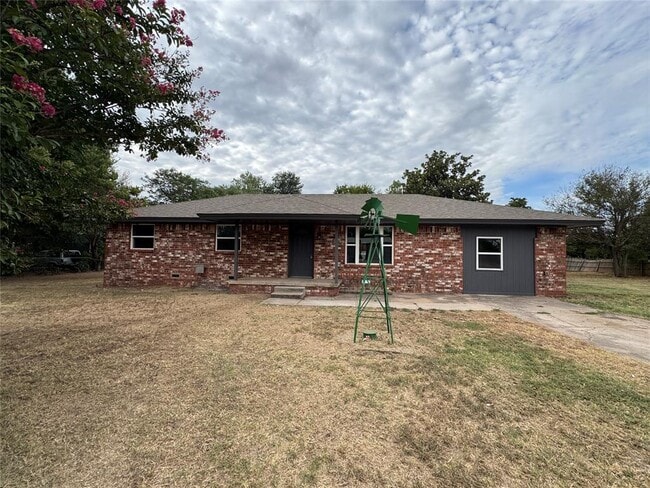Building Photo - 14820 W Funston Dr