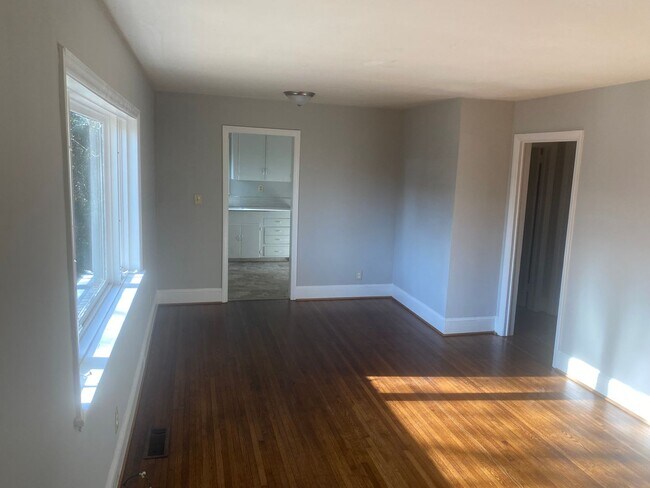 Foto del edificio - 1441 Goodwin Ave.